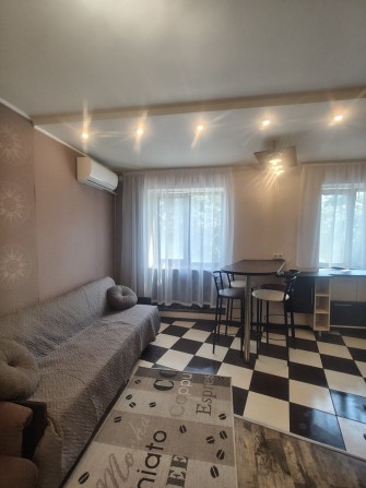 Сдам 2 к.кв. у порога метро Холодная гора - фото 1