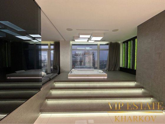 Сдам эксклюзивную квартиру 200 м.кв., Культуры 22-В  в Авантаж на Науки, центр Харькова Харків