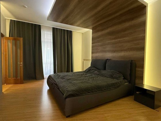 Сдам в клубном доме 3к.квартиру VIP, 110м, мебель и техника, раздельные, 2 лоджии, 2-а паркоместа, А Харьков