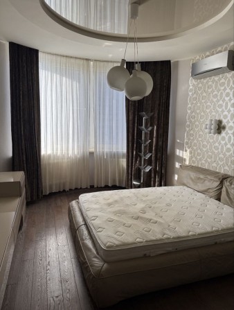 Ареда 2 ком кв 70 м2 Новострой , Паркинг, Генератор , Отакара Яроша , Бот Сад - фото 1