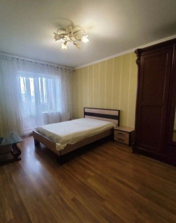 Сдам 3-х ком. Район Нового рынка. - фото 1
