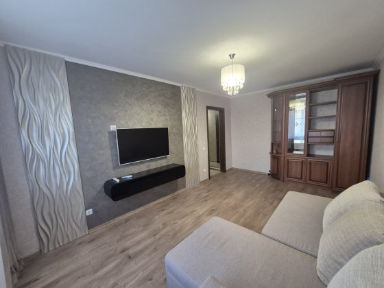 продаж 2-кімнатної квартири пр. Голосіївський 19, Голосіївський район, Деміївка Київ