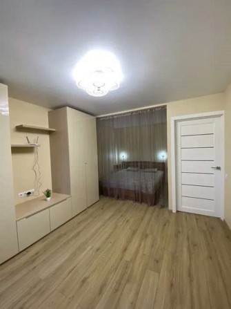 Продаж 1-к квартири вул. Олександра Махова 3а - фото 1