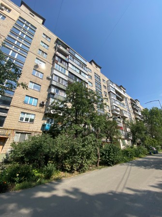 Продам 3 кімнатну квартиру 64м2, Кубанської України 25/21, м. Лісова, Лісовий масив, Київ - фото 1
