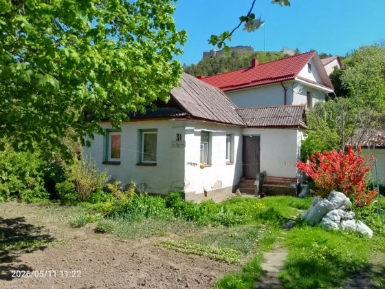 Земельна ділянка зі старим будинком Кременец