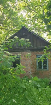 Продам дiлянку 20соток у м.Звягелi по документам 2 окремi дiлянки - фото 1