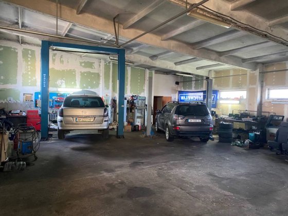 Продаж комерційної нерухомості Звягель