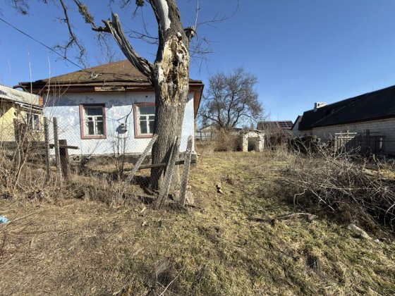 Продаж земельної ділянки з старим будинком. Смела