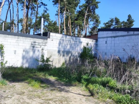 Місце під забудову гаража новобудова 2й кооператив Новая Украинка