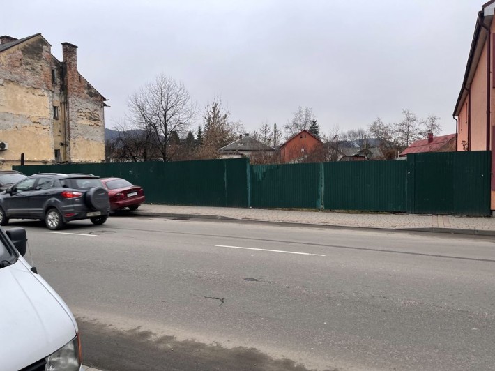 Продам участок біля суда і електросіть - фото 1