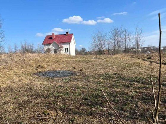 (3) Продам земельну ділянку в Зарванцях 5314 Зарванці