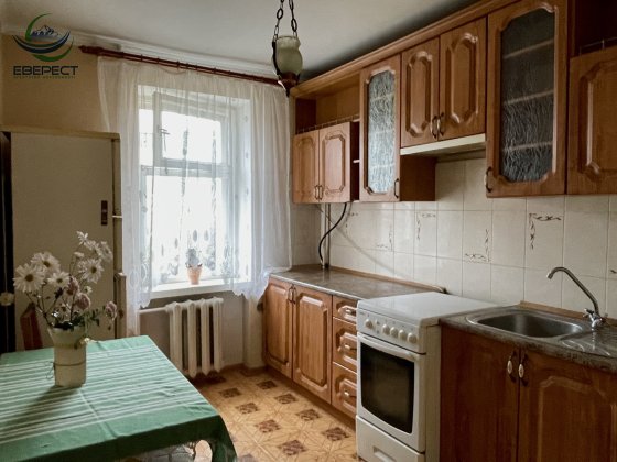Продаж 3 кімтнатної квартири поруч з школою Луцк