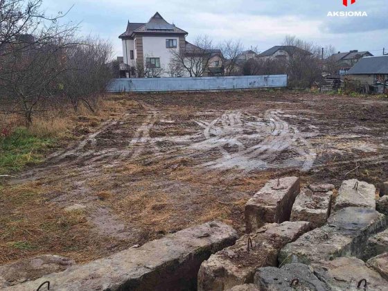 Продається 10 сот у Крихівцях,ліва сторона. Криховцы