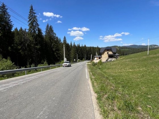 Продаж ділянки Буковель ( сторона нової дороги Яблуниці , без черг)