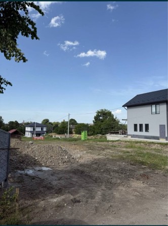 Продам земельні ділянки с.Угринів - фото 1