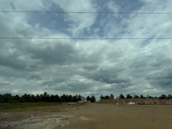 Продам земельну ділянку прощею 1,1 Га Угринов
