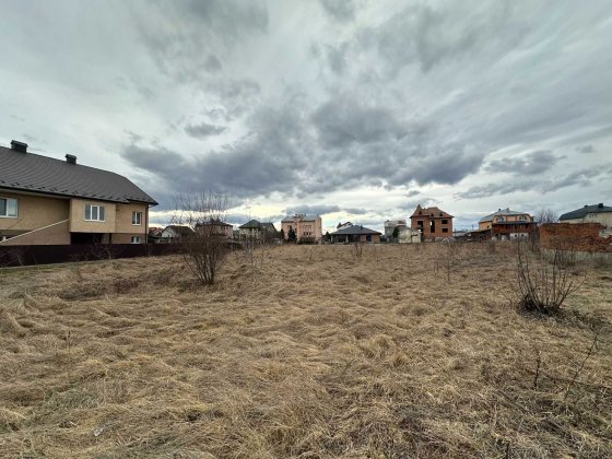 Продаж земельної ділянки 20 сот. у приміській зоні ІФ Черниев