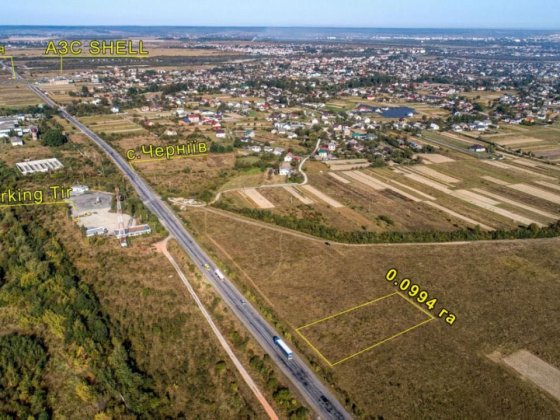 Ділянка для комерційного використання біля траси Львів-Чернівці.