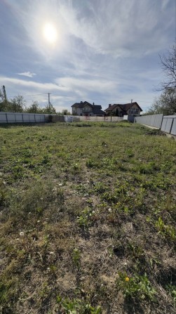 Власник Продам земельну  ділянку в Клузові під забудову - фото 1