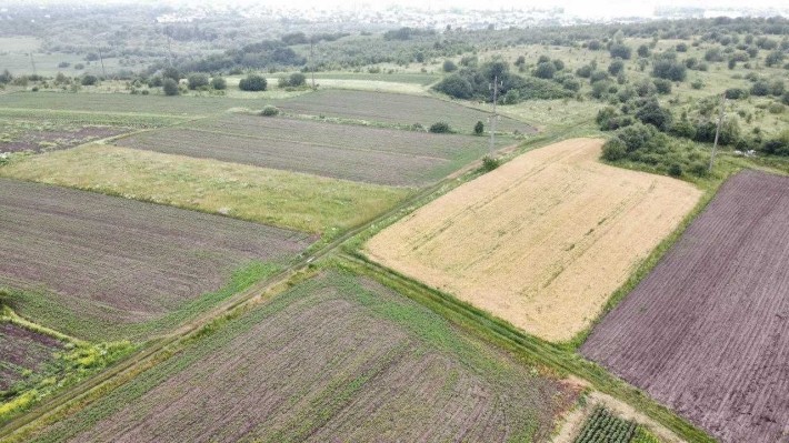 Продаж земельної ділянки 25 соток, Підлужжя, світло, бізнес - фото 1