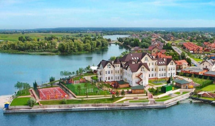 КМ Золоче 1 Продаж в самому центрі містечка.Земельні ділянки.Біля школи та СПА.БЕЗ% - фото 1