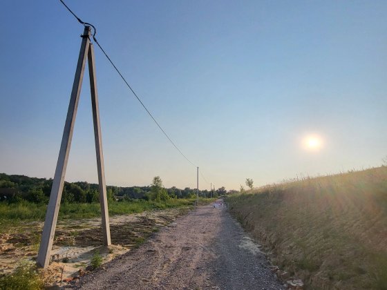 Земельна ділянка поруч з озером і лісом в с. Лісники Лісники