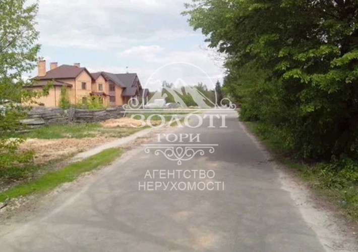 Лісники, продаж фасадної ділянки 20 соток під забудову житлового будинку, асфальтований під'їзд - фото 1