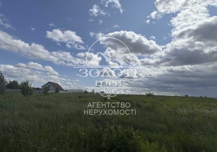 Фасадна ділянка 15 соток,Лісники, поруч озеро Безодня - фото 1