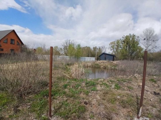 Ділянка поруч з річкою Ірпінь. Заведено 15 кВт. до столиці 15 хв. Гореничи
