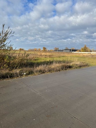 ПРОДАЄМО фасадну ділянку ПРОМИСЛОВОГО призначення 20 сот в Н.Петрівцях - фото 1