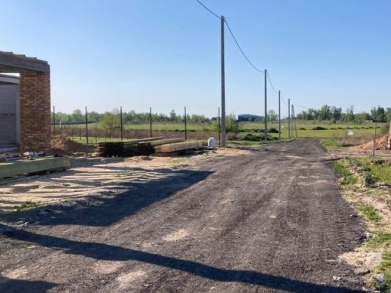 8 соток під забудову асфальтований підьїзд Нові Петрівці