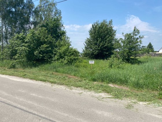 Продам ділянку 15соток під забудову, с.Бобриця. Бучанський р-н. ГАЗ, електрика 10кВт, асфальт.Власни Бобрица
