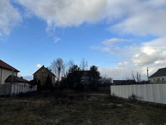 Продаж земельної ділянки під будівництво в центрі с. Горенка Горенка
