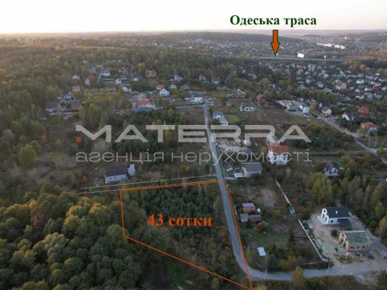 Круглик Продаж ділянки з соснами 43 сотки в оточенні лісу Круглик