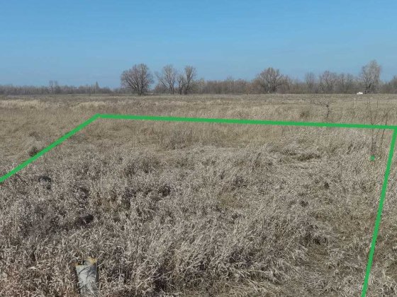 Ділянка, біля Десни, Погреби, без % Погреби
