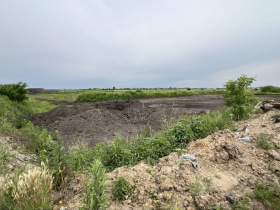 Продам ділянку 1.5 га. Поруч Київ. Під склад, виробництво, логістику Погребы