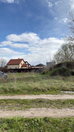Біля річки Десна село Рожни кутова ділянка 5 соток під забудову - фото 1