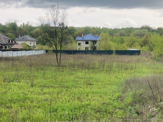 Фасадна ділянка в пейзажному місці! Рославичи