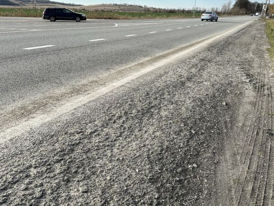 Земля 1,га траса фасад 100м під будову біля Винників Винники