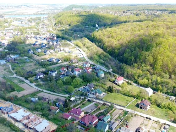 Продаж унікальної ділянки в Брюховичах Брюховичи