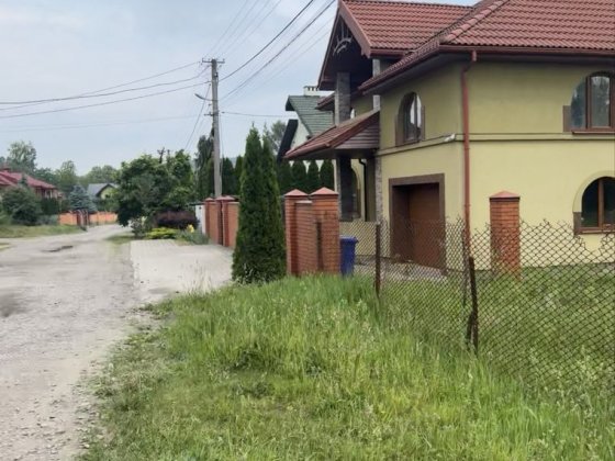 Земельна ділянка в Брюховичах – чудове місце для вашого майбутнього будинку Брюховичі