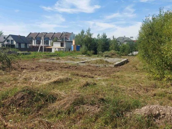Продам земельну ділянку з фундаментом Самбір