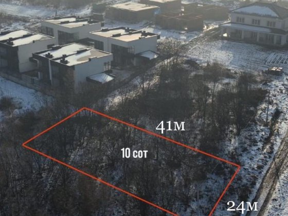 Продаж ділянки для будівництва будинку в Зубрі