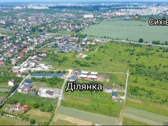 Продаж земельної ділянки поруч зі Львовом Зубра