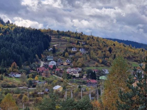 Продаж земельної ділянки в центрі Східниці під інвестиційну забудову Східниця