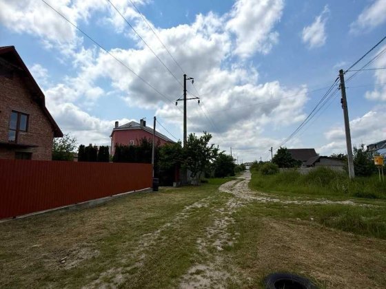 Продаж земельної ділянки під будівництво в с. Рясне-руське Рясне-Руське