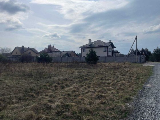 Продаж земельної ділянки в с. Рясне-Руське 11,4 соток Рясне-Руське