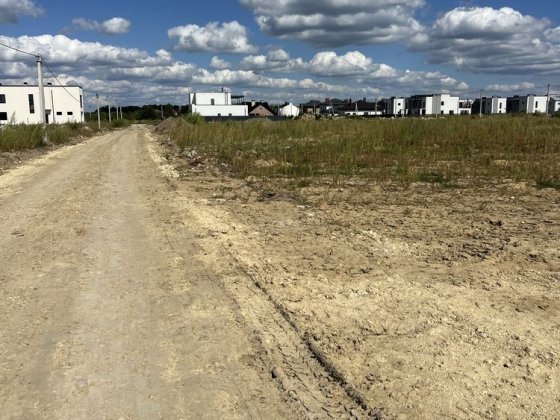 Продаж зельної ділянки під будівництво площею 12 сот. в с.Скнилів Ціна 40500$. Скнилов