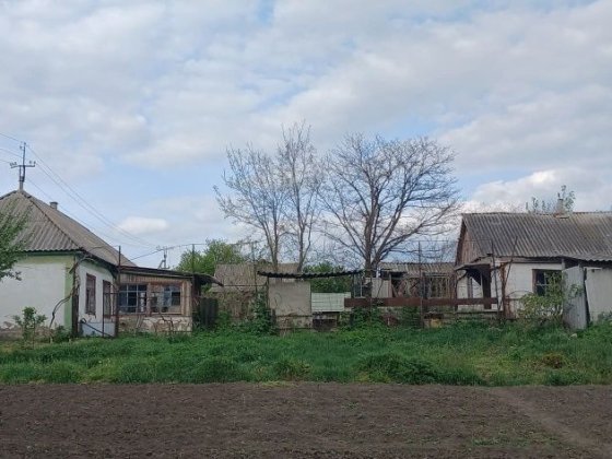 Продається земельна ділянка зі старою хатою! Кривое Озеро