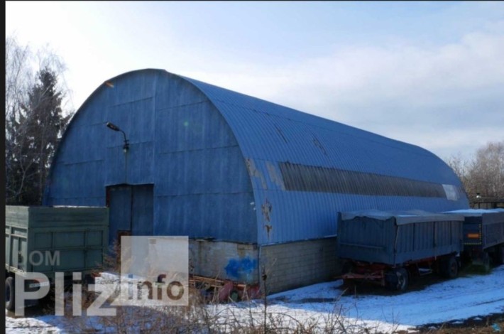 Територія з ангаром - фото 1